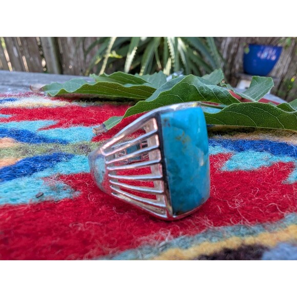 Vintage Turquoise Signet Ring, Southwestern Jewelry, Unisex Ring - Picture 3 of 9